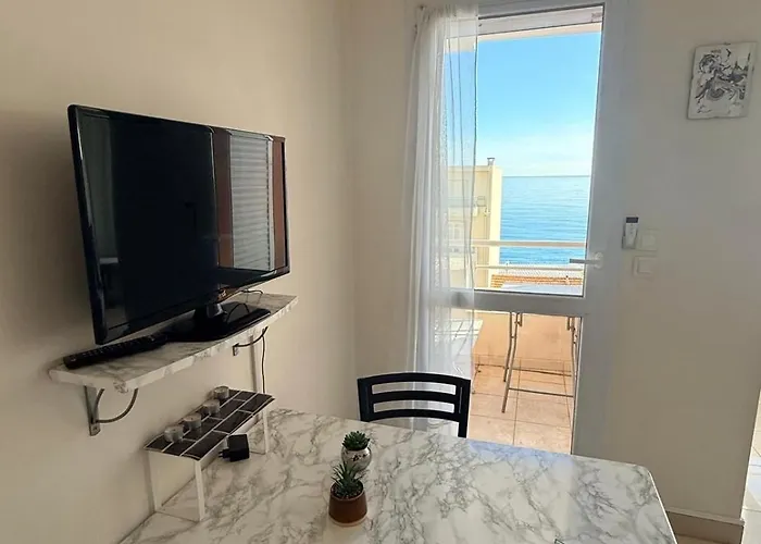 Seaview Retreat